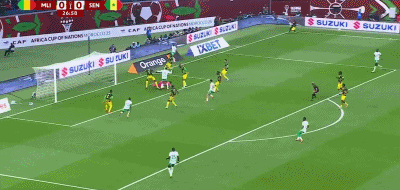 b体育-半场：塞内加尔1-0马里，恩迪亚耶破门，比苏马染红